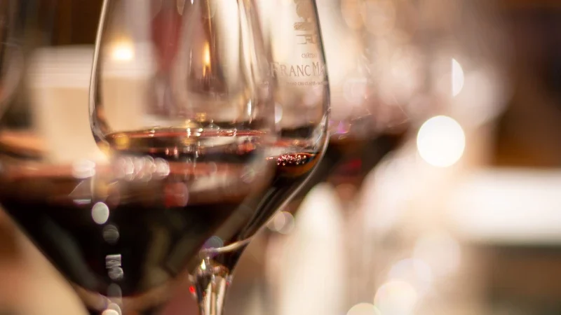 5. Wine Glasses 5. Wine Glasses