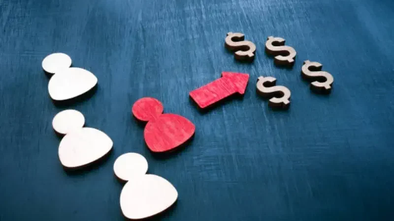 Monetization Figures with arrow and dollar signs, Customer Acquisition Cost or monetization concept